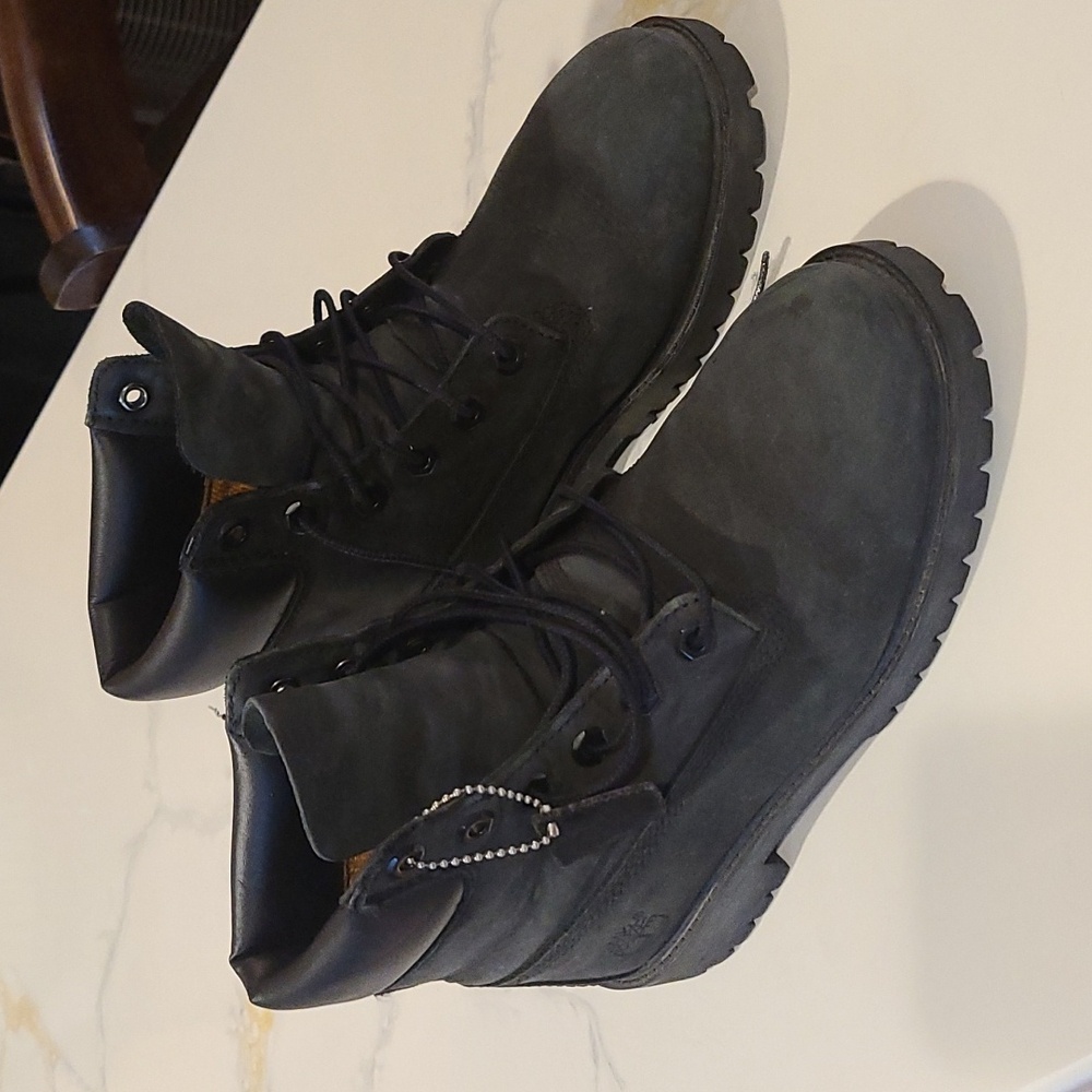 Black Timberland Boots